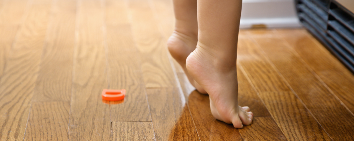 babás_cuidadores pé crianca